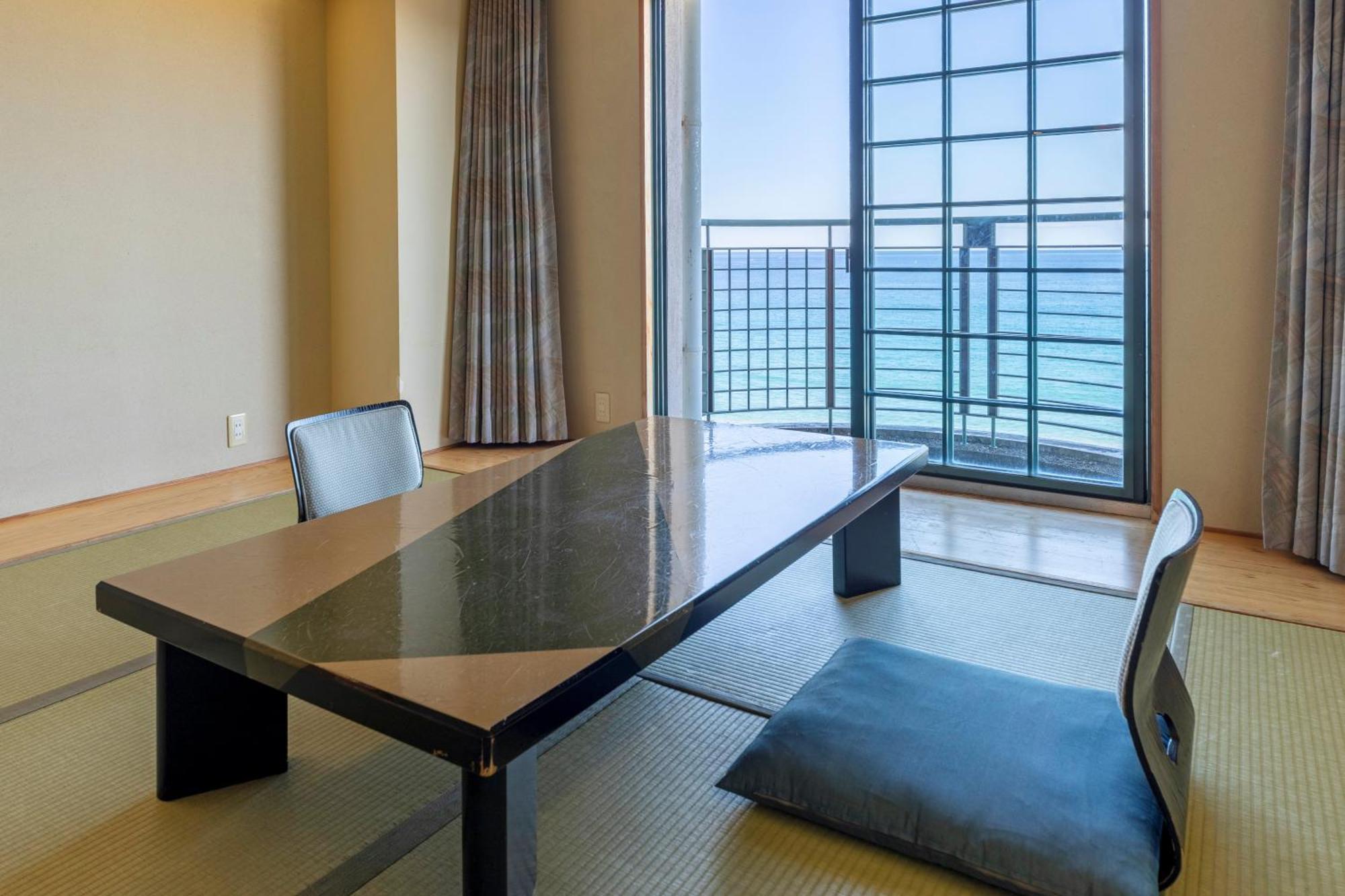 Hotel Riviera Shishikui Kaiyo Quarto foto